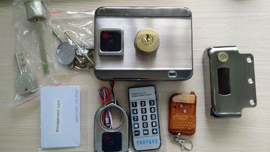 ad8f10c8ad92b82d243461c18c998c58 Khóa Cửa Cổng Thẻ Từ TLAX006